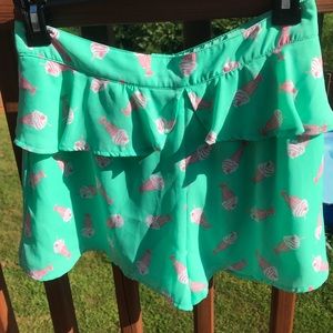 Soft F21 Print shorts